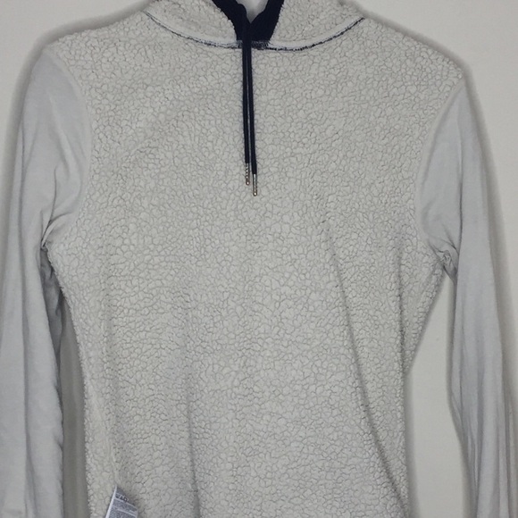 [Old Navy] Hoodie with Kangaroo pocket - Picture 7 of 8